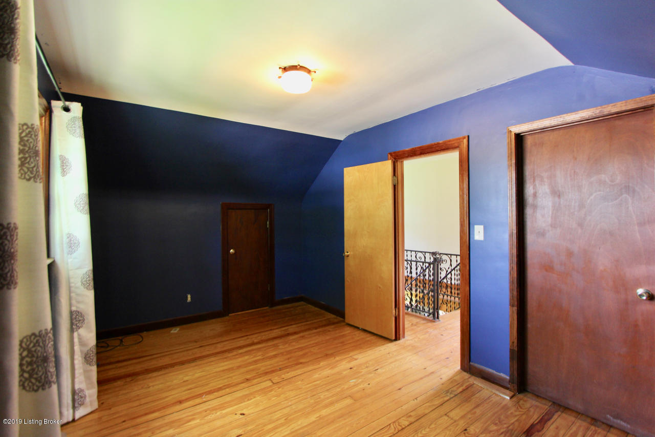 5110 Kendall Road Louisville, KY 40272 - Photo 32 of 45 IMG_9902