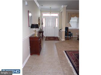 32 Chew Lane Sewell, NJ 08080 - Photo 4 of 12 Foyer