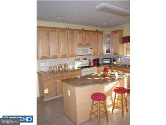 32 Chew Lane Sewell, NJ 08080 - Photo 6 of 12 Kitchen