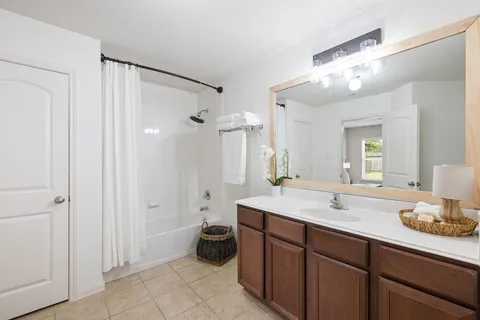 $243,000 | 217 Farmer Lane, Jarrell, TX 76537