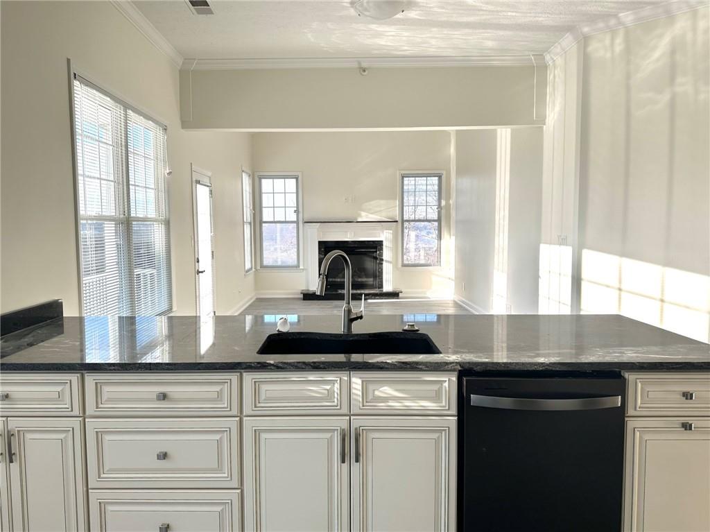 206 Adams Pointe Boulevard, Unit 5 Mars, PA 16046 - Photo 4 of 16