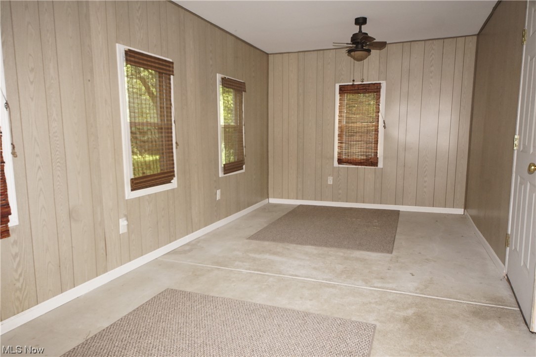 6013 Biddulph Road Cleveland, OH 44144 - Photo 29 of 30 Gallery Image 29