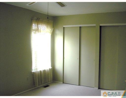339 Smithwold Road Somerset, NJ 08873 - Photo 4 of 8