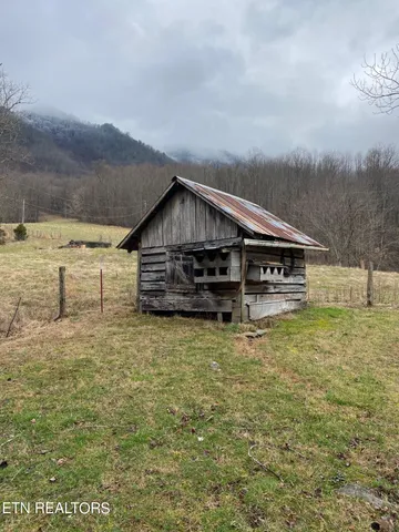 $4,500,000 | 172 Pam Lane, Townsend, TN 37882