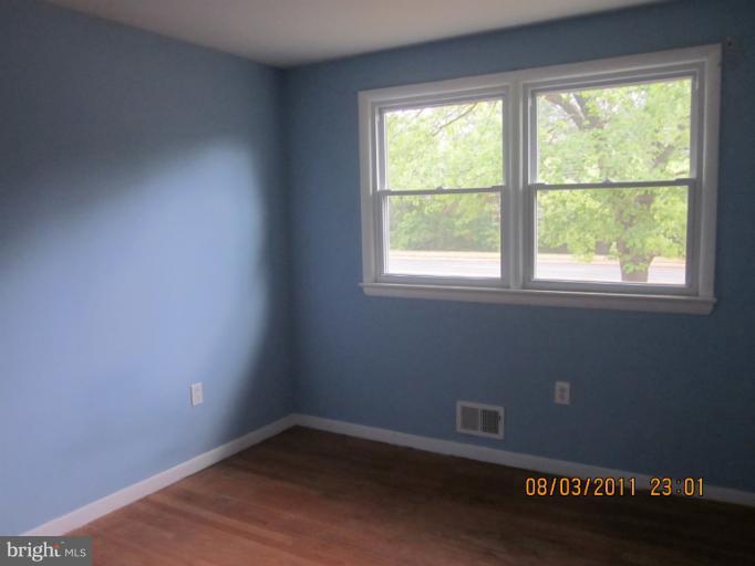 9225 Allentown Road Fort Washington, MD 20744 - Photo 5 of 19 Bedroom