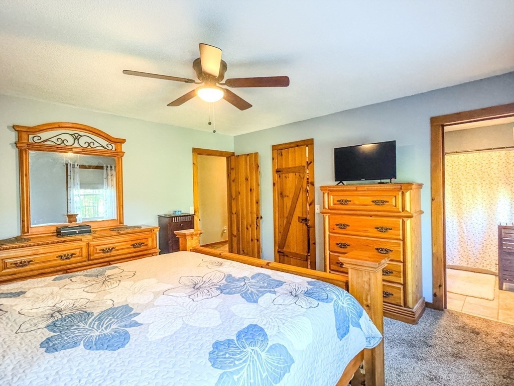609 Gulf Road Northfield, MA 01360 - Photo 21 of 42
