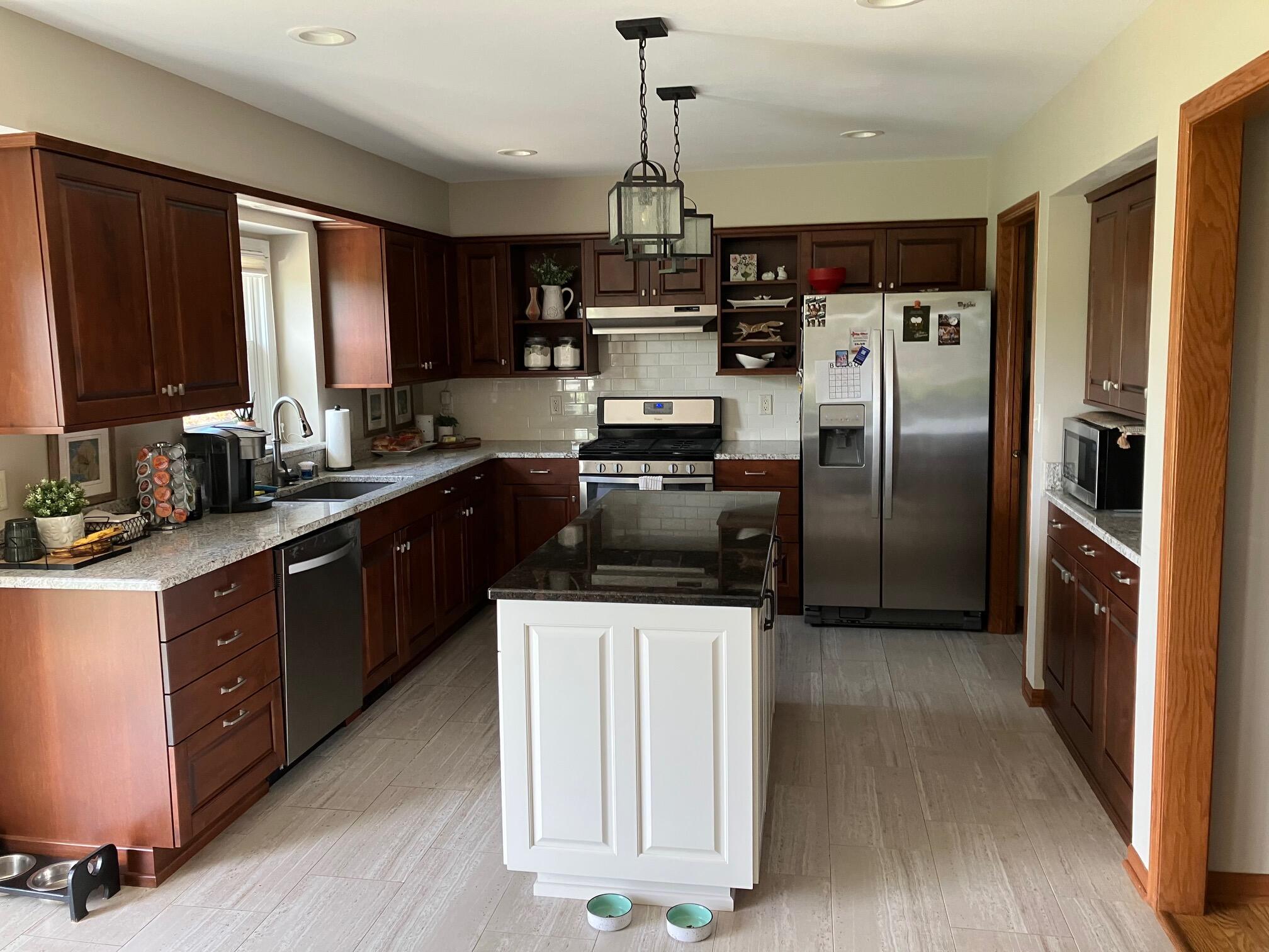 3501 109th Street Pleasant Prairie, WI 53158 - Photo 7 of 14 Kitchen