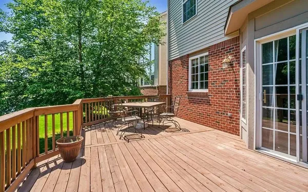 $3,490 | 16544 Mulberry Way, Northville, MI 48168
