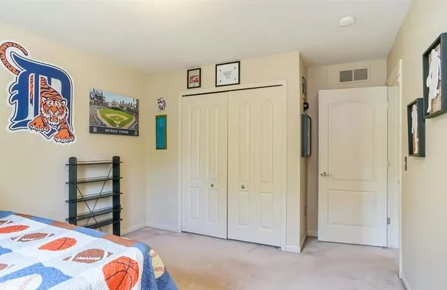 $3,490 | 16544 Mulberry Way, Northville, MI 48168