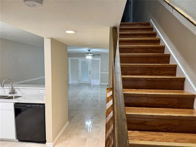 a view of entryway and hall