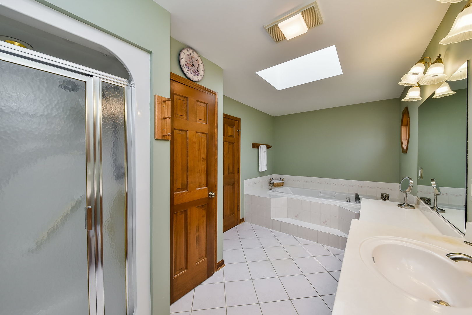 39W426 Olinger Lane Geneva, IL 60134 - Photo 15 of 25