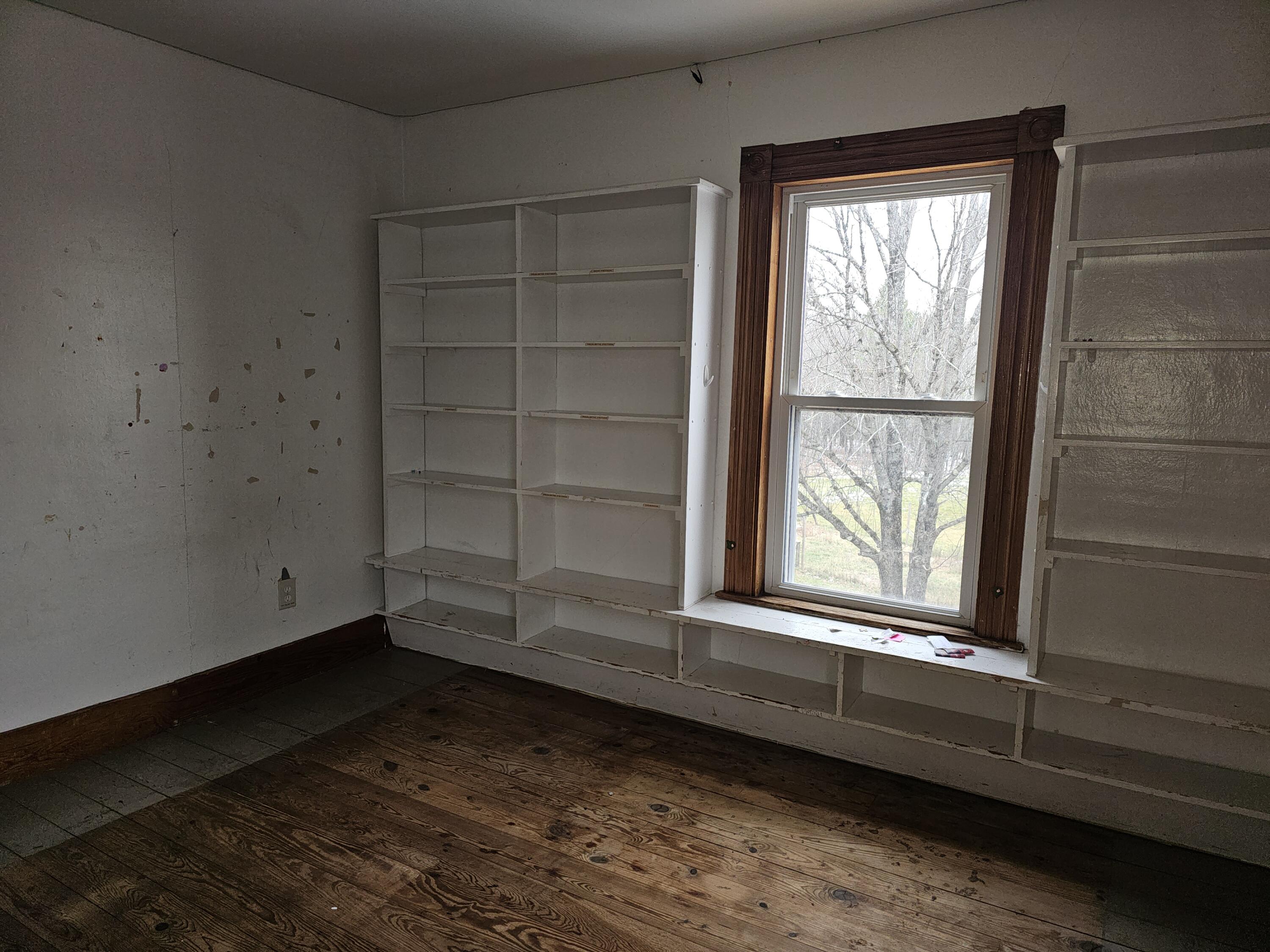 165 Old Stage Road Norway, ME 04268 - Photo 14 of 52 20251121_130424