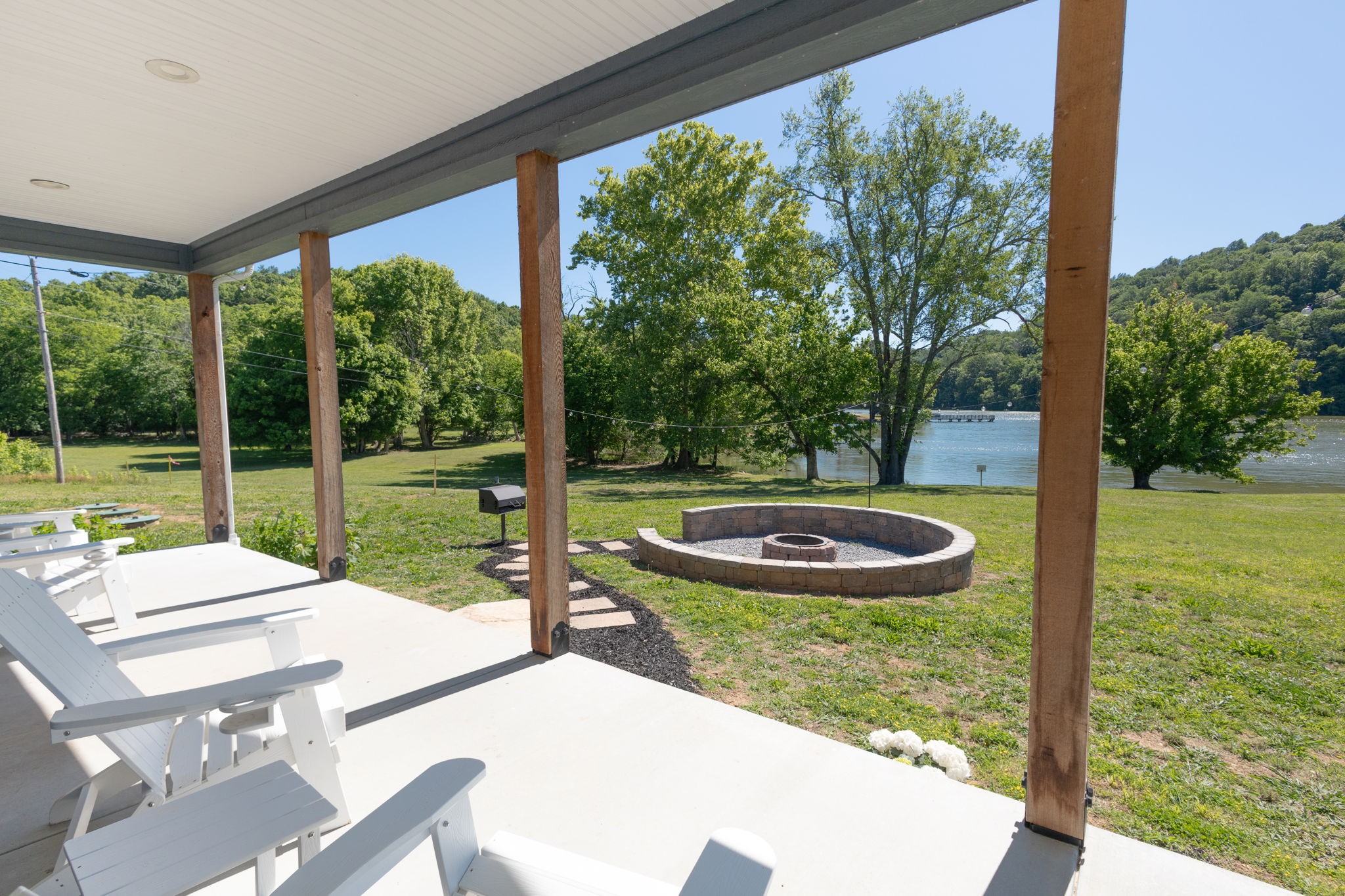 571 Bedford Lake Road Normandy, TN 37360 - Photo 19 of 96 a view of a patio with a yard