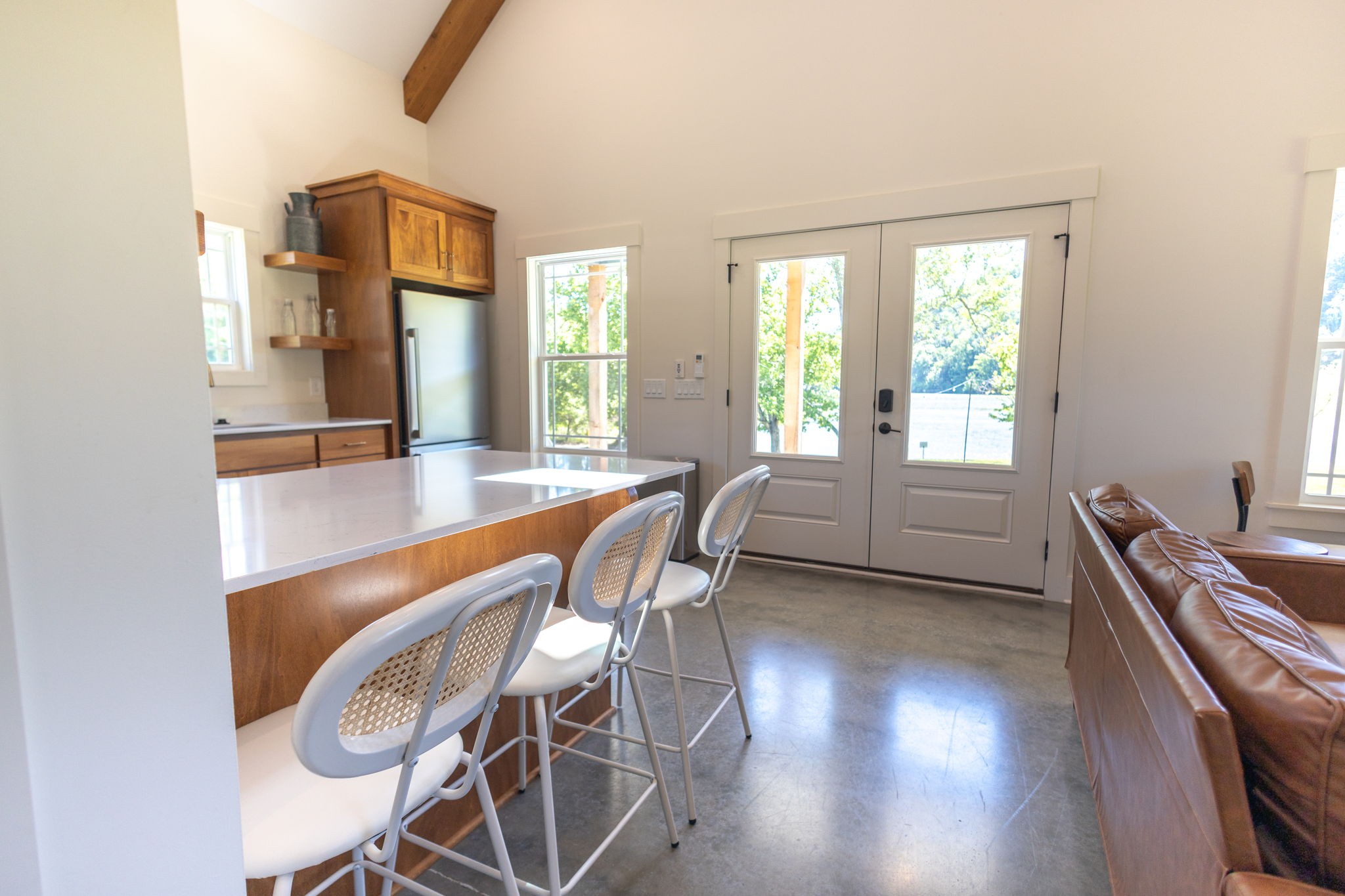 571 Bedford Lake Road Normandy, TN 37360 - Photo 35 of 96 a dining room with furniture and wooden floor