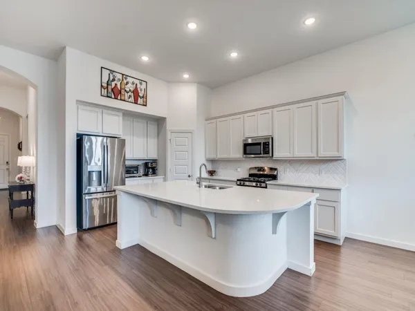 $2,850 | 1557 Wyler Drive, Unit 1557, Forney, TX 75126