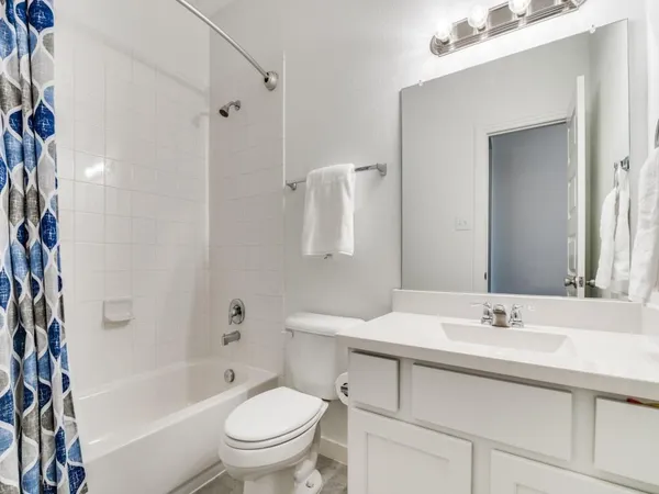 $2,850 | 1557 Wyler Drive, Unit 1557, Forney, TX 75126