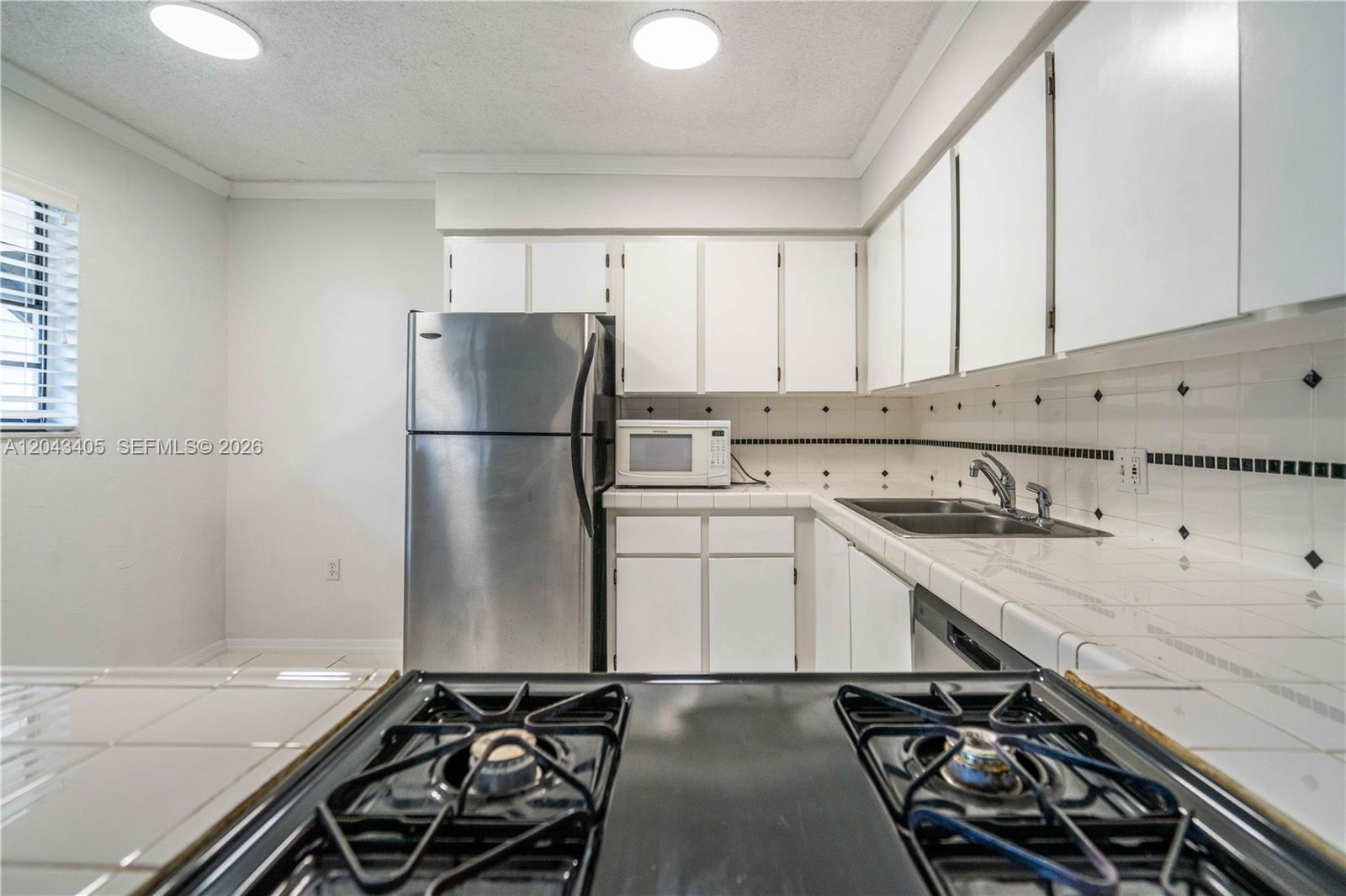3265 Virginia Street, Unit 18 Miami, FL 33133 - Photo 7 of 25