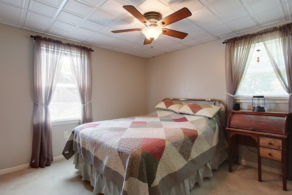 88 Wallace Hill Road Townsend, MA 01469 - Photo 11 of 27 Gallery Image 11
