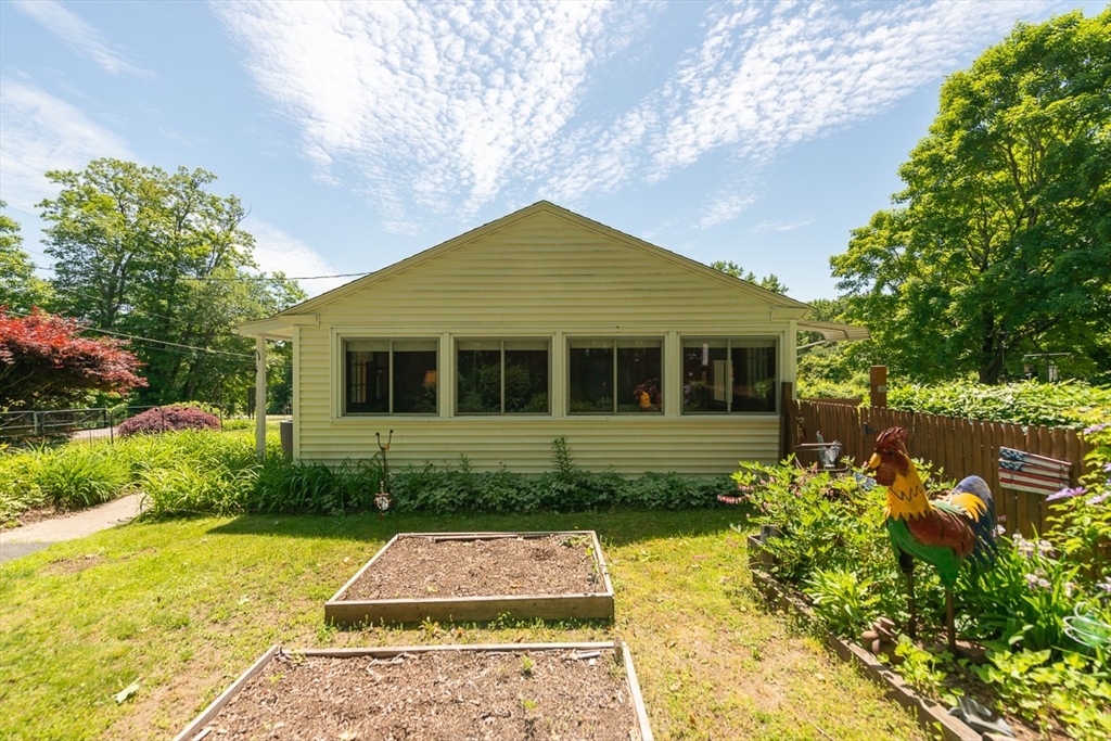 88 Wallace Hill Road Townsend, MA 01469 - Photo 21 of 27 Gallery Image 21