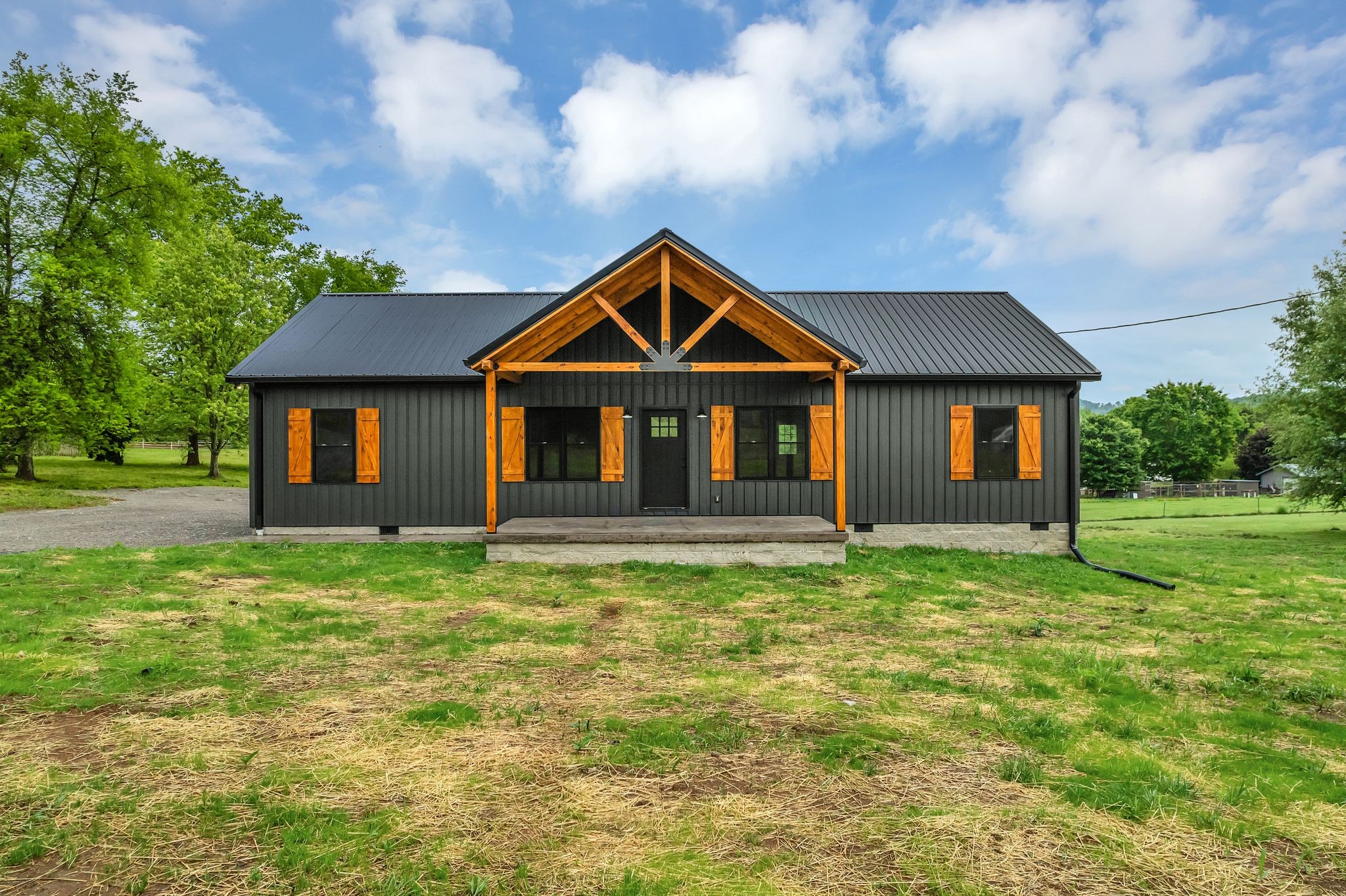 12 Preston Lane Elmwood, TN 38560 - Photo 1 of 39 Gallery Image 1