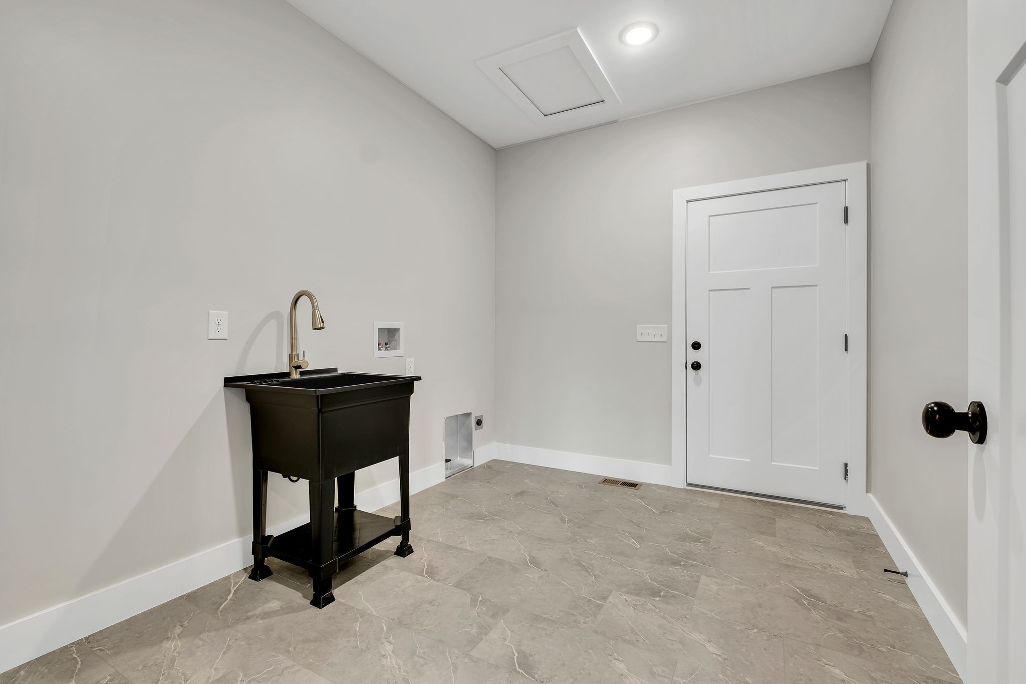 12 Preston Lane Elmwood, TN 38560 - Photo 30 of 39 Gallery Image 30