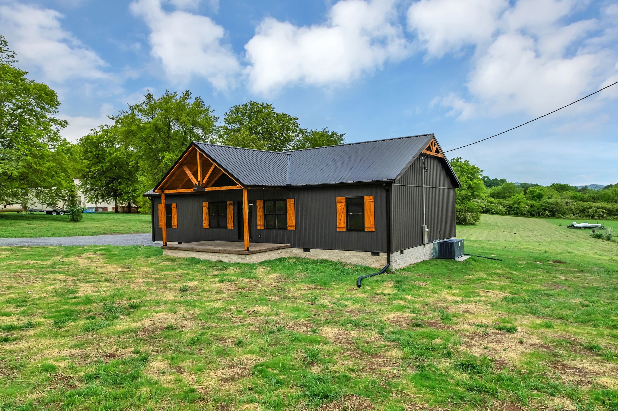 12 Preston Lane Elmwood, TN 38560 - Photo 4 of 39 Gallery Image 4