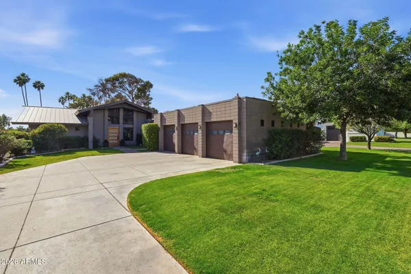 $2,399,000 | 3422 North 60th Street, Phoenix, AZ 85018