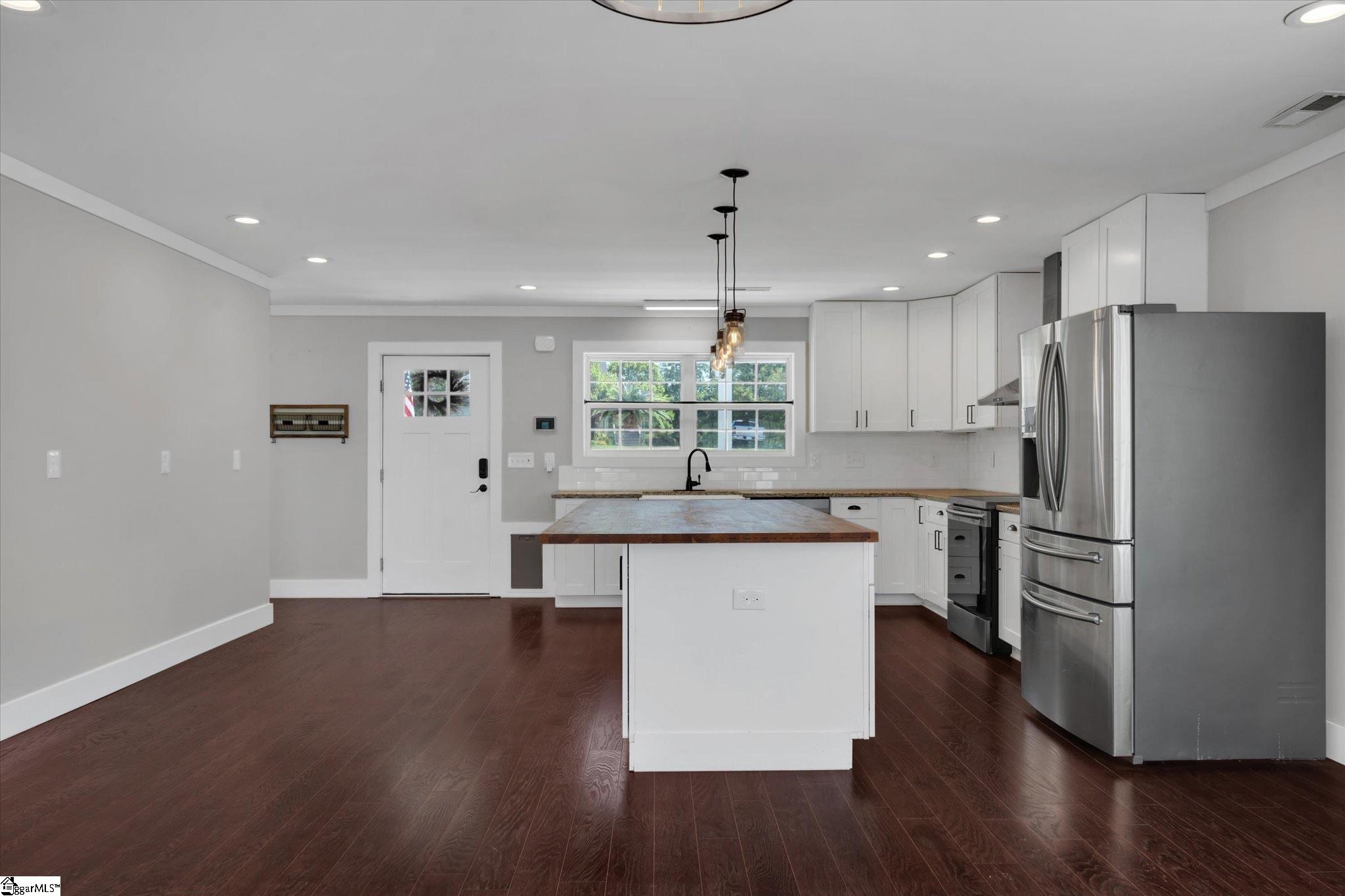 342 Camel Road Iva, SC 29655 - Photo 8 of 35 Gallery Image 8