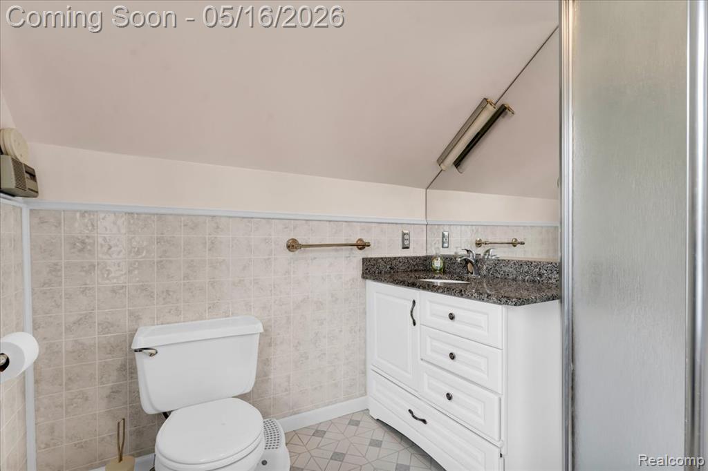 1174 Columbia Road Berkley, MI 48072 - Photo 23 of 41