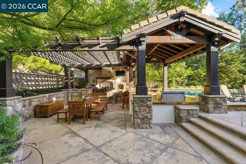 $4,100,000 | 60 Terra Teresa, Lafayette, CA 94549