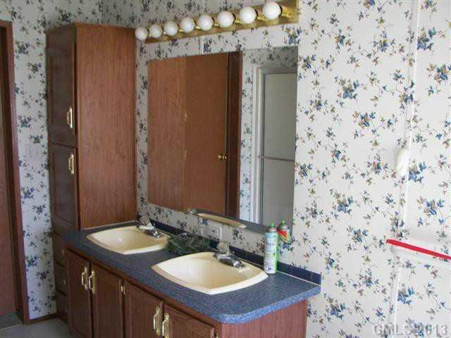 537 Coulwood Road York, SC 29745 - Photo 13 of 16