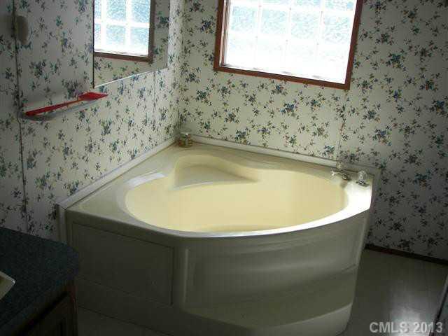 537 Coulwood Road York, SC 29745 - Photo 14 of 16