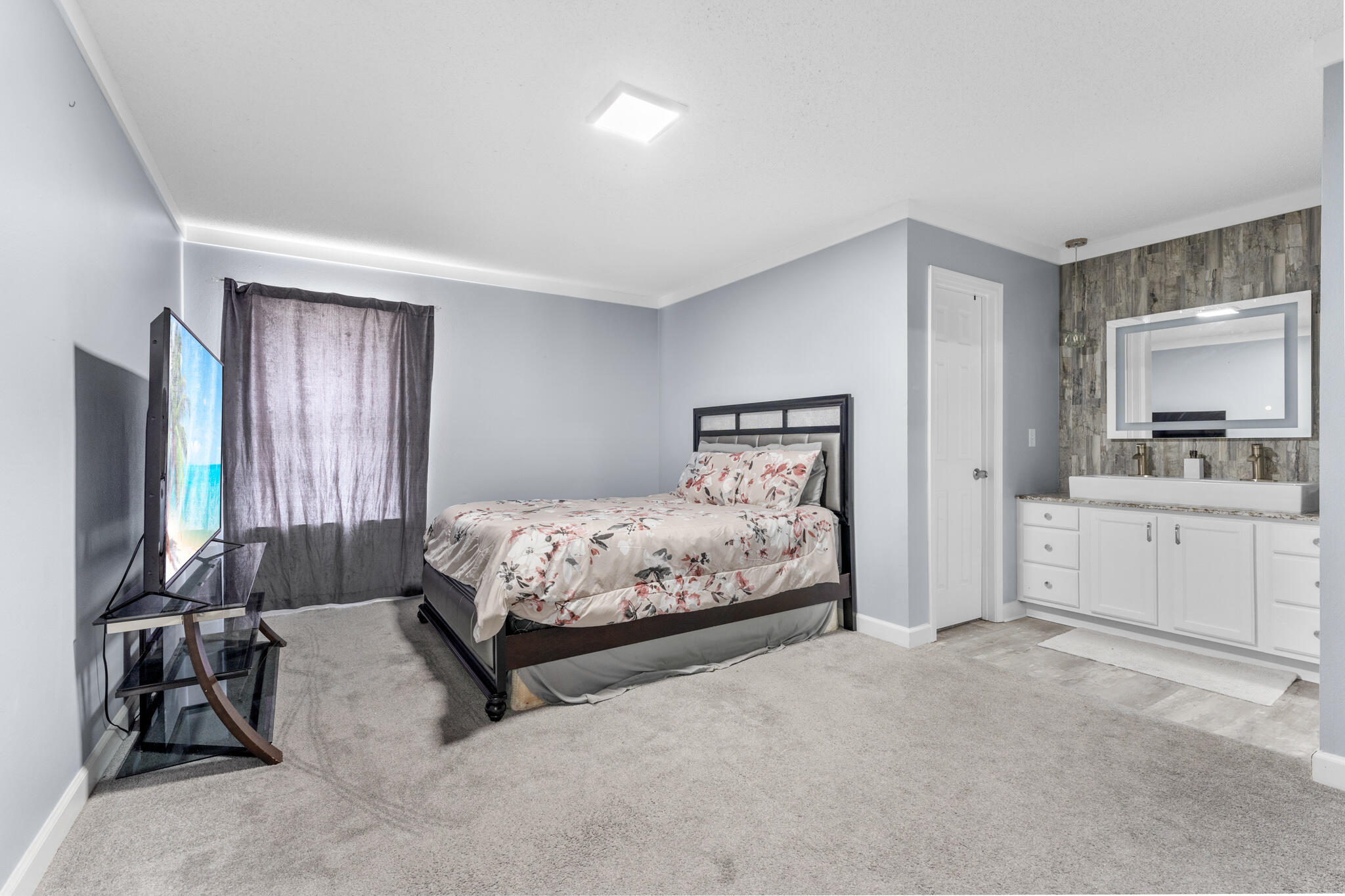 4687 Falcon Way Crestview, FL 32539 - Photo 12 of 20 Primary Bath
