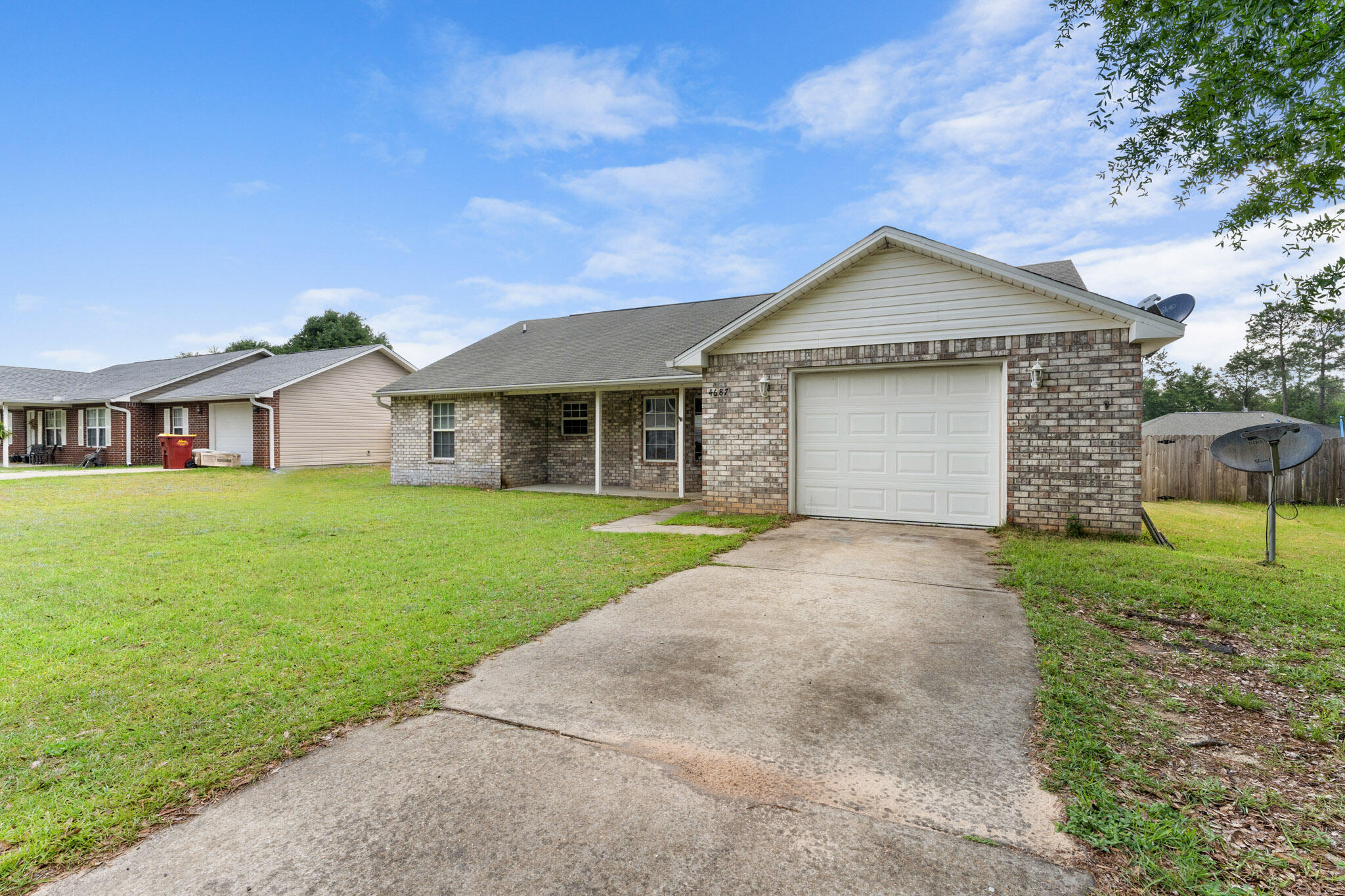 4687 Falcon Way Crestview, FL 32539 - Photo 2 of 20 Front Exterior