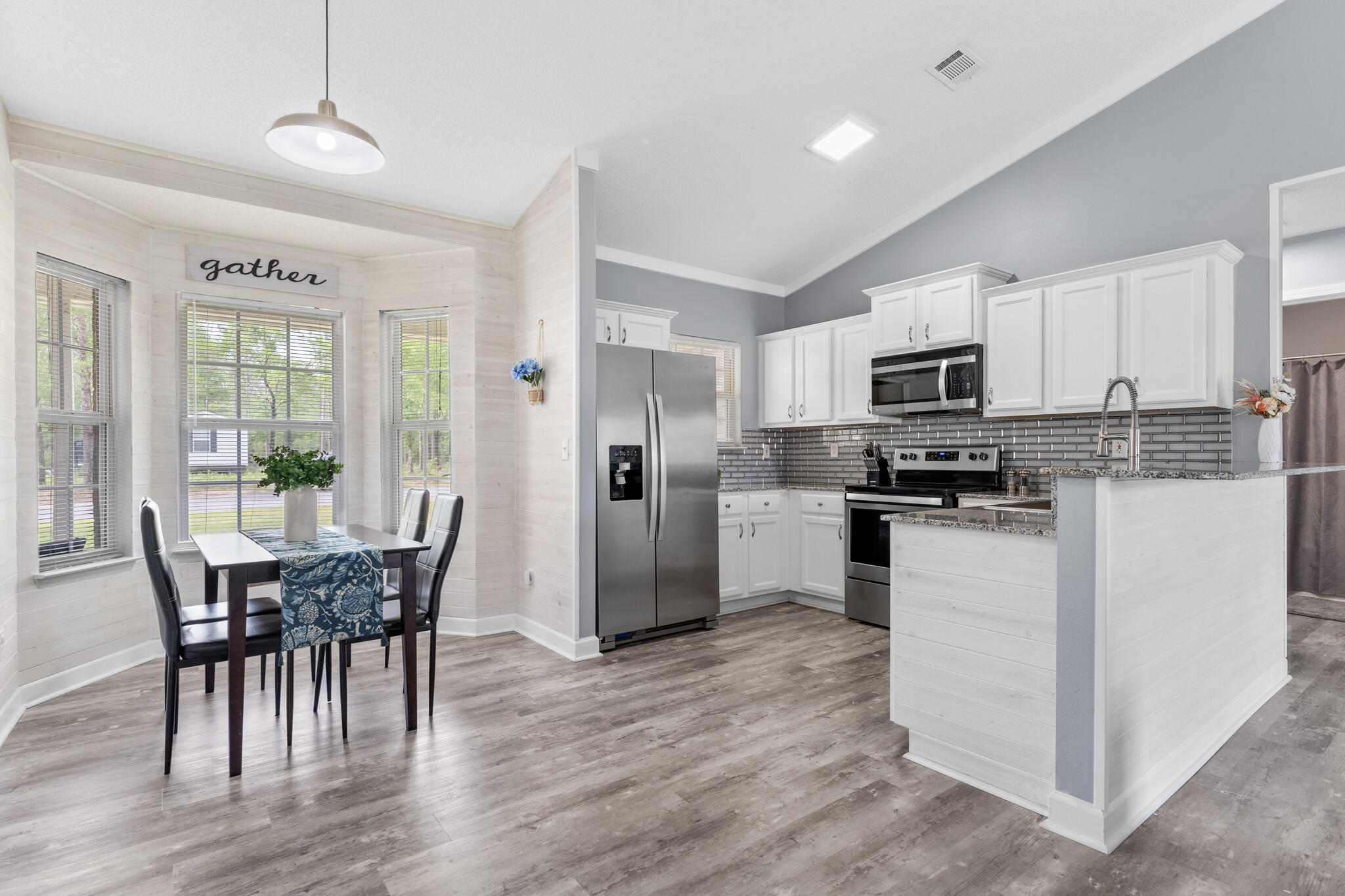 4687 Falcon Way Crestview, FL 32539 - Photo 9 of 20 Kitchen