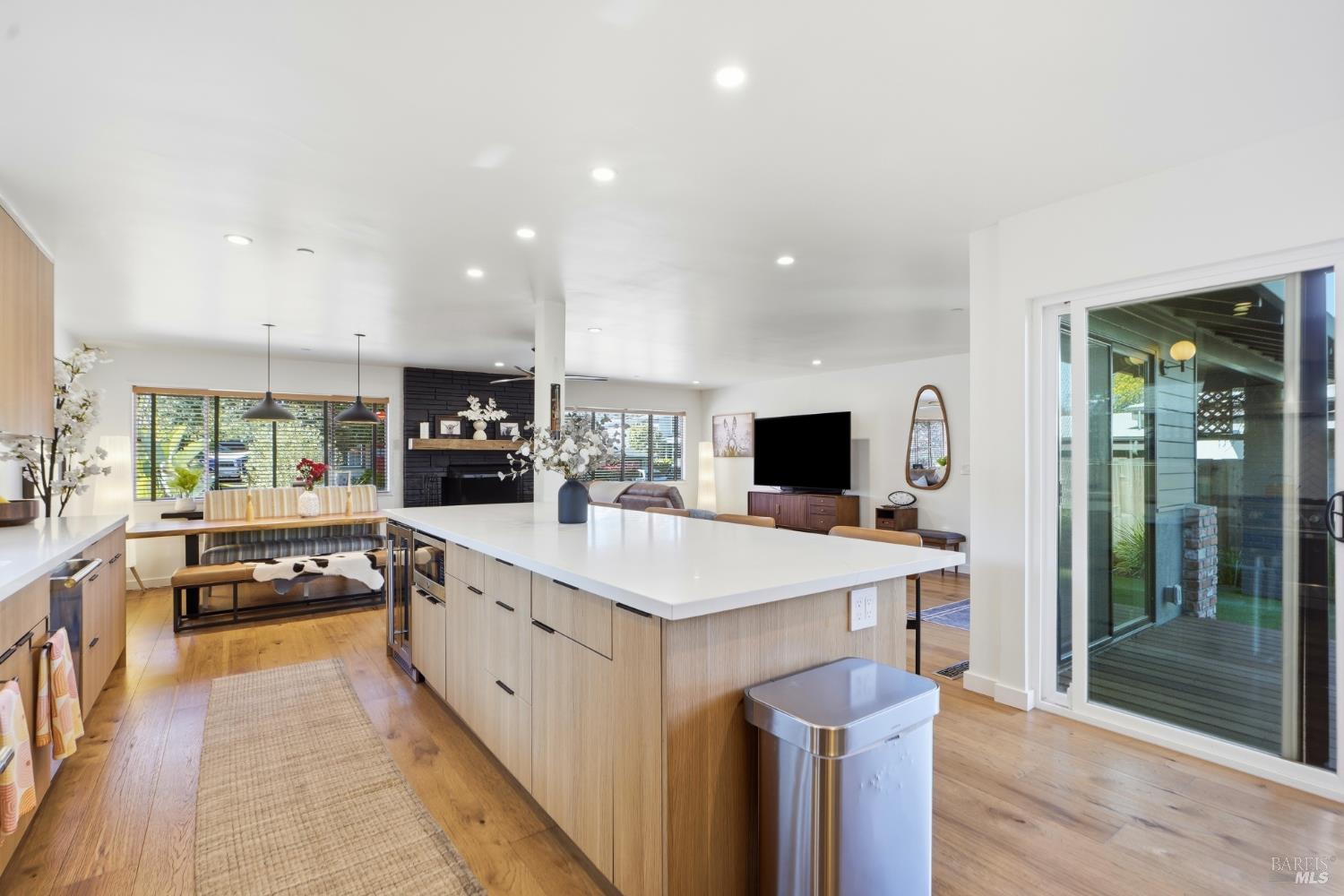 20 Washington Avenue San Rafael, CA 94903 - Photo 12 of 41