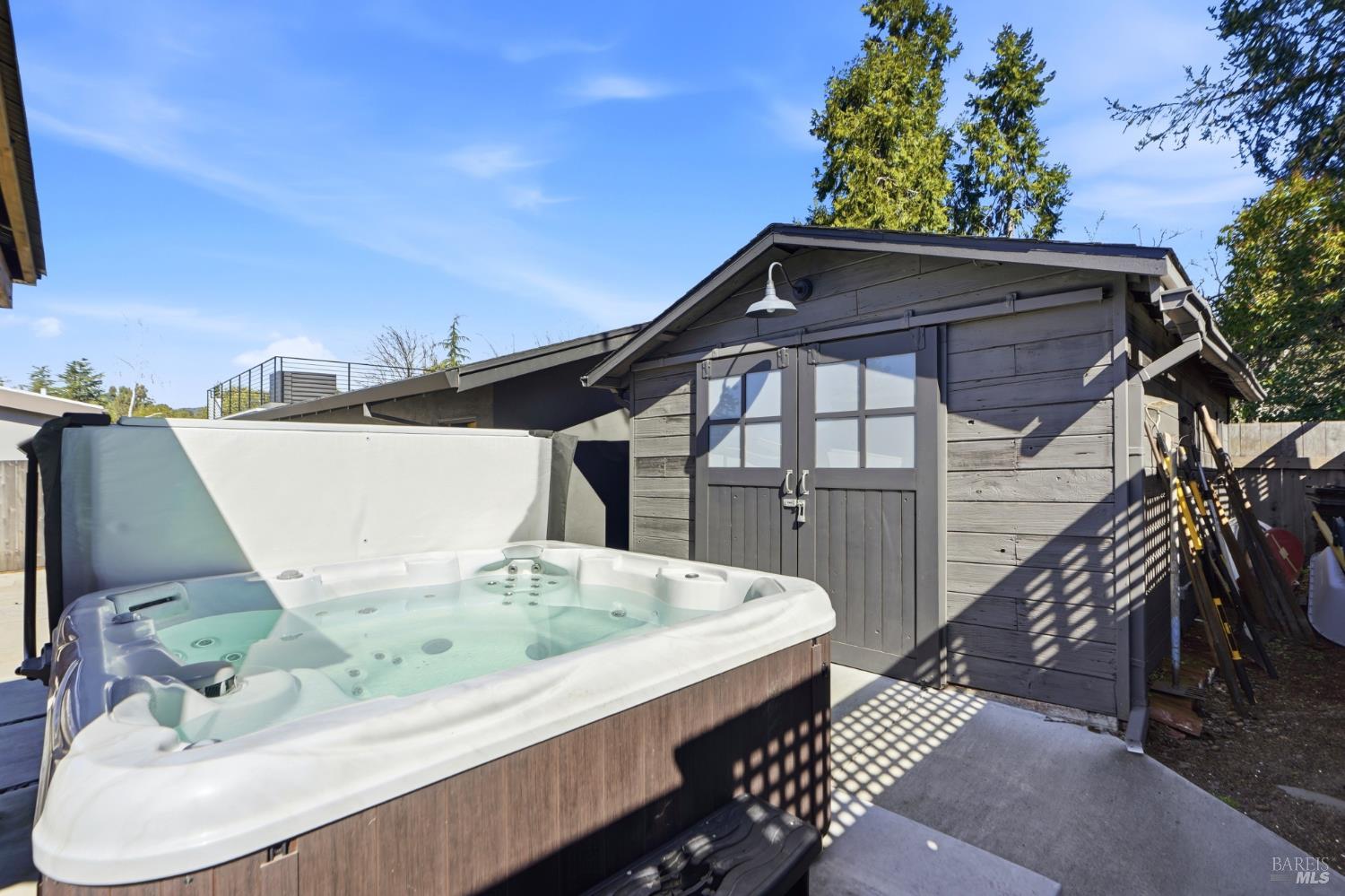 20 Washington Avenue San Rafael, CA 94903 - Photo 17 of 41