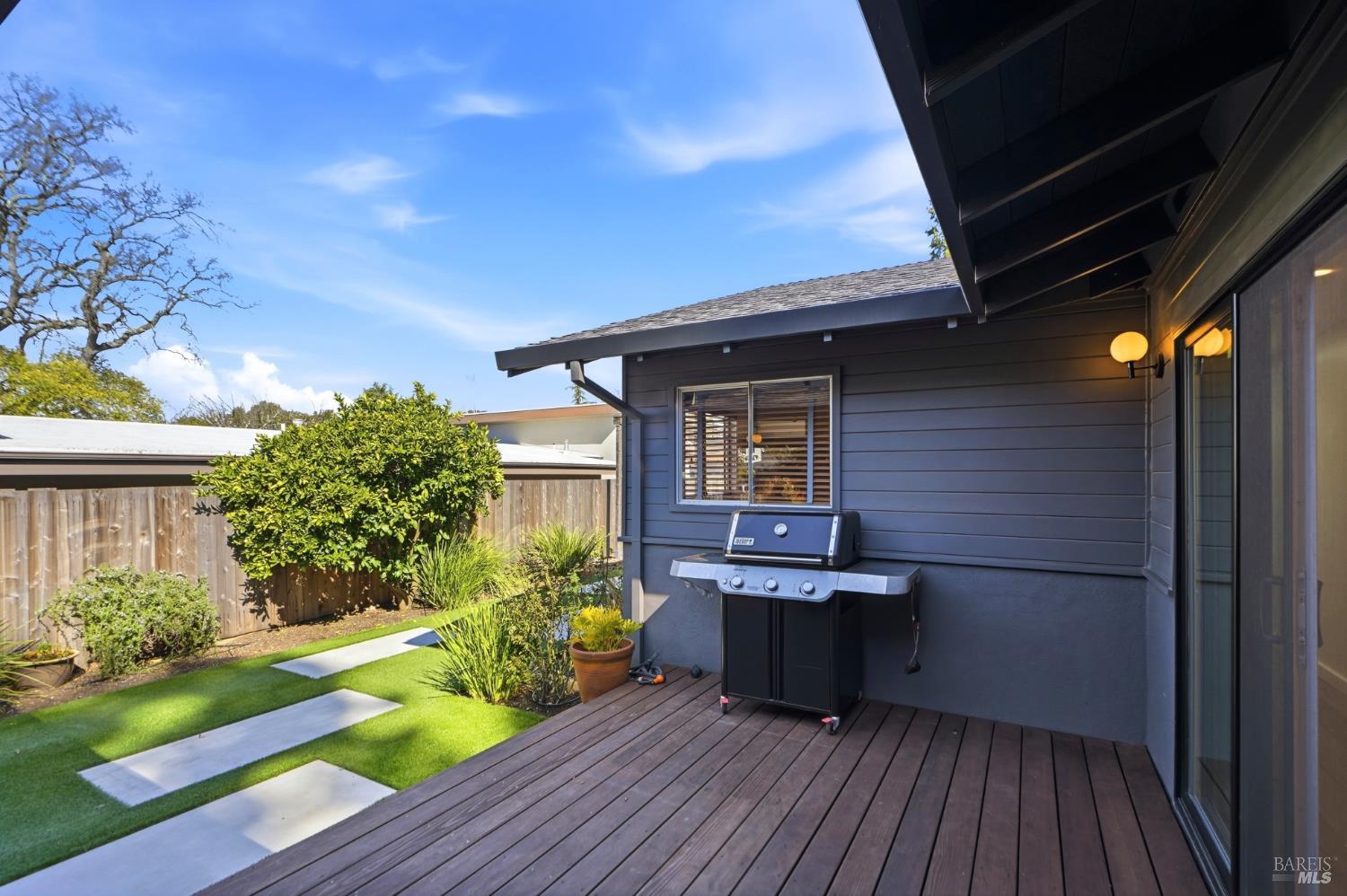 20 Washington Avenue San Rafael, CA 94903 - Photo 36 of 41