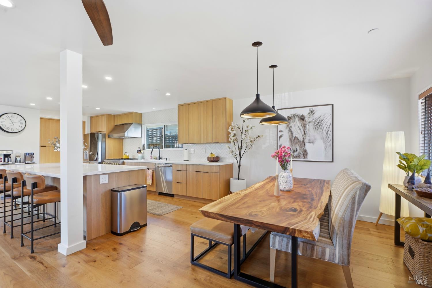 20 Washington Avenue San Rafael, CA 94903 - Photo 7 of 41