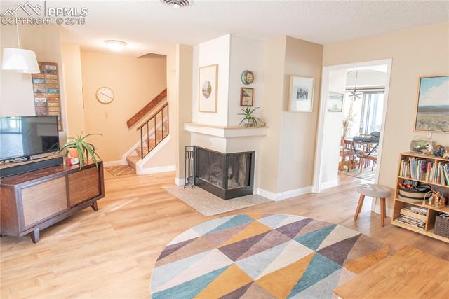 397 Raspberry Lane Monument, CO 80132 - Photo 10 of 34