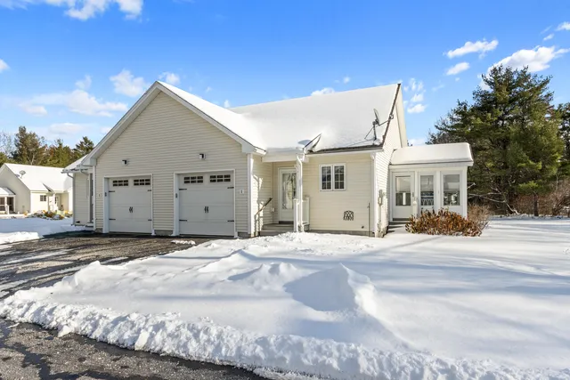 $390,000 | 1 Matinicus Way, Unit 1, Windham, ME 04062
