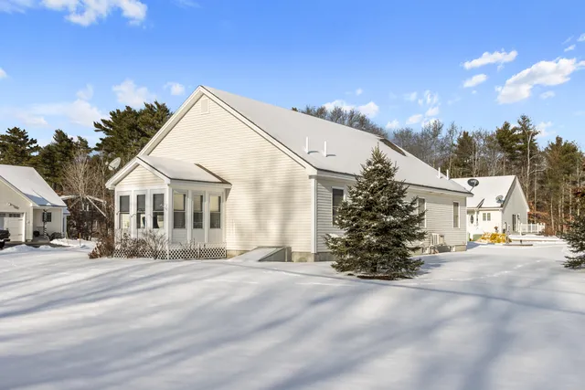 $390,000 | 1 Matinicus Way, Unit 1, Windham, ME 04062