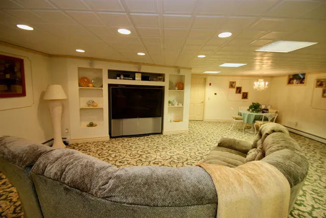 $1,750,000 | 260 Morrison Road, Barre Town, VT 05641