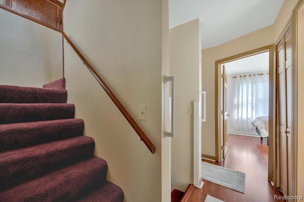 20779 Marter Road Grosse Pointe Woods, MI 48236 - Photo 24 of 39
