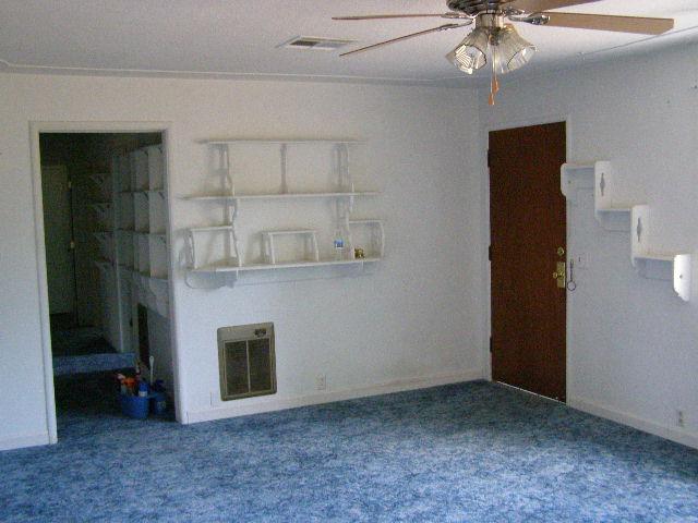 4472 East Bonnyview Road Redding, CA 96001 - Photo 3 of 13 FAMILY ROOM