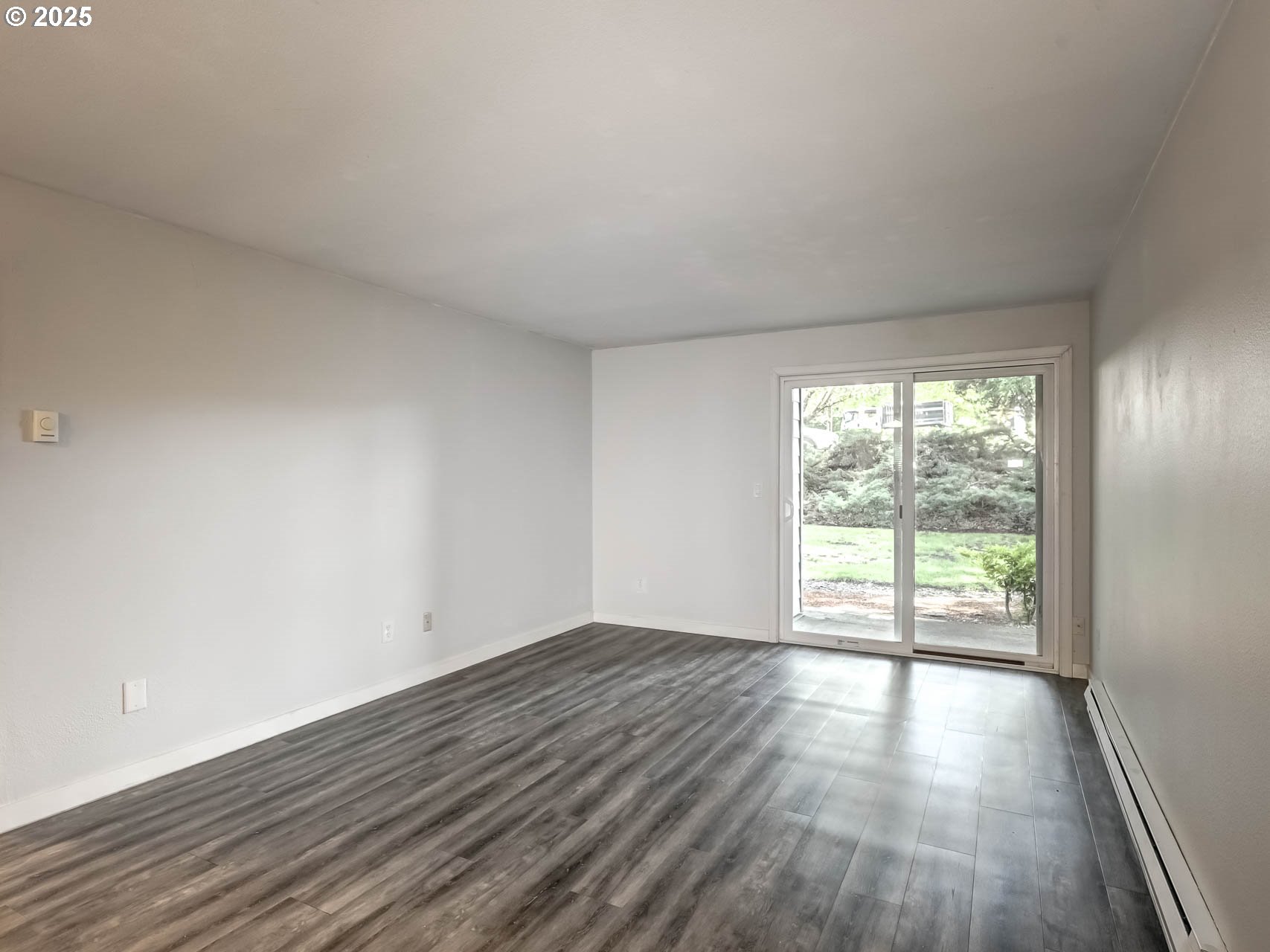 12642 Northwest Barnes Road, Unit 10 Portland, OR 97229 - Photo 6 of 29 Living Room