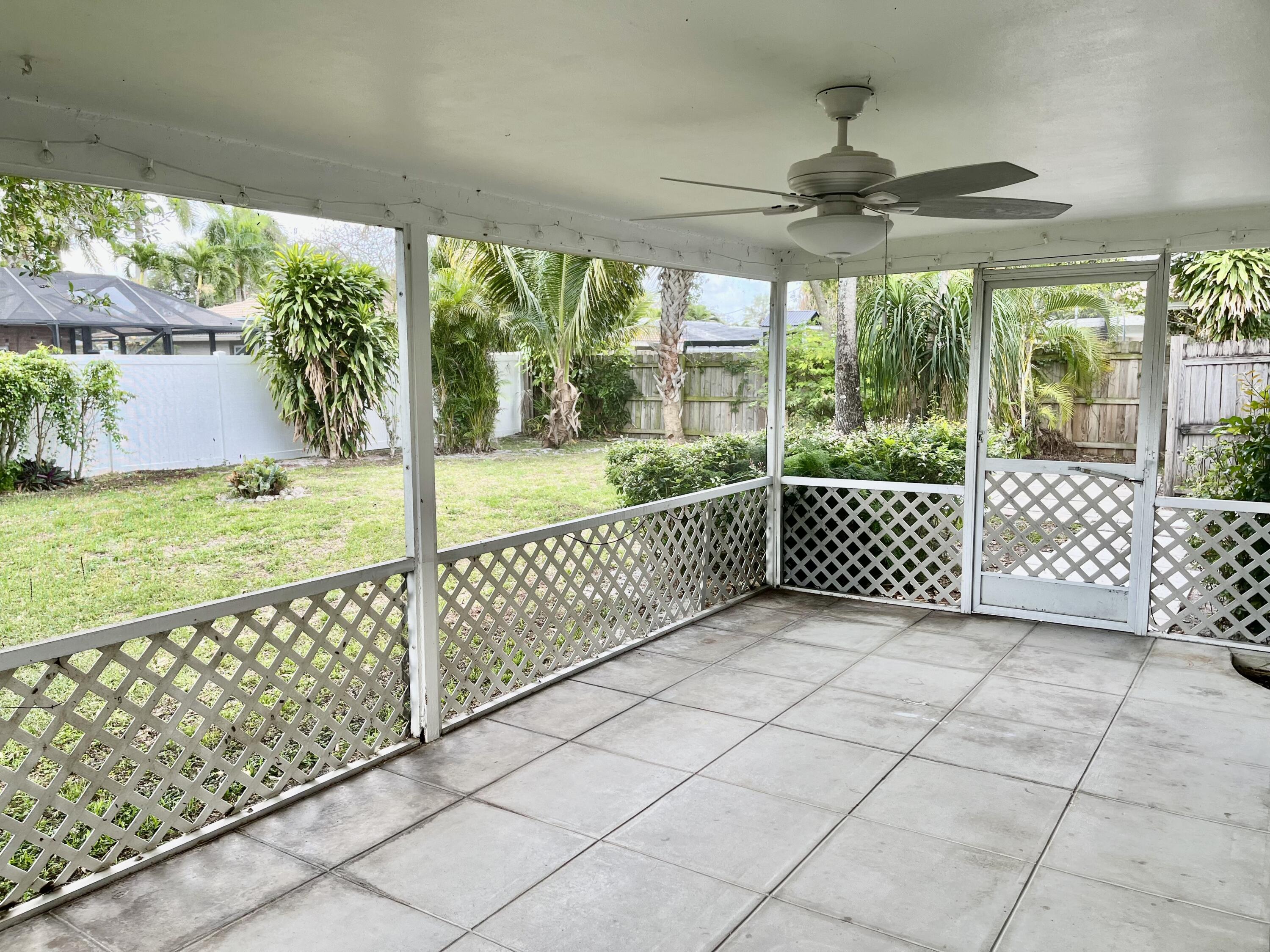 1990 Park Place Boca Raton, FL 33486 - Photo 19 of 27 IMG_4108