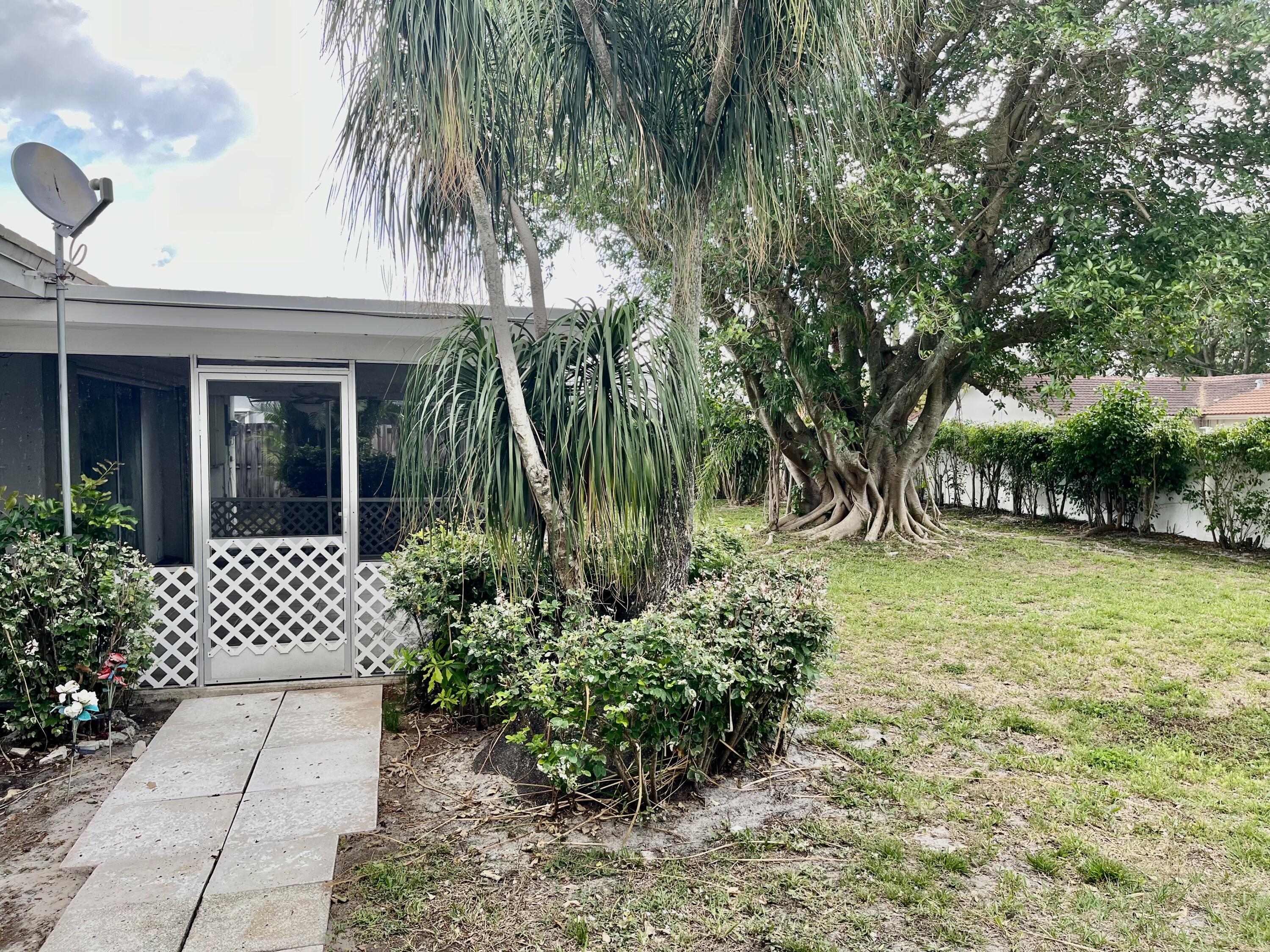 1990 Park Place Boca Raton, FL 33486 - Photo 21 of 27 IMG_4111