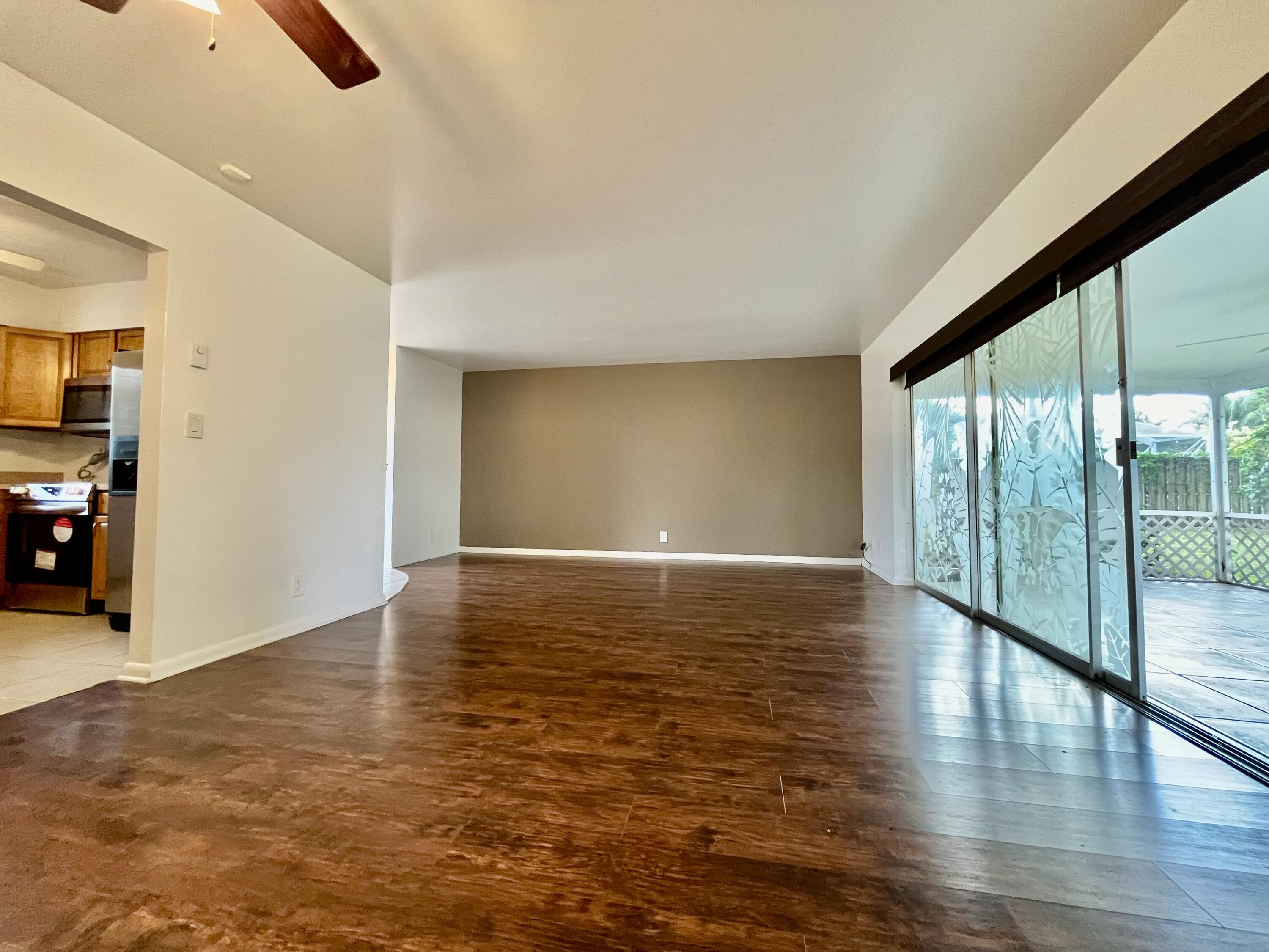 1990 Park Place Boca Raton, FL 33486 - Photo 5 of 27 IMG_4102