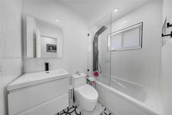 $520,000 | 12511 Southwest 12th Lane, Miami, FL 33184